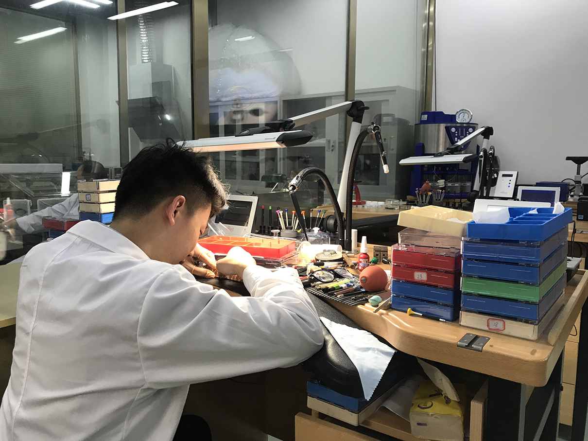 卡地亚售后维修中心地址（郑州中心店）